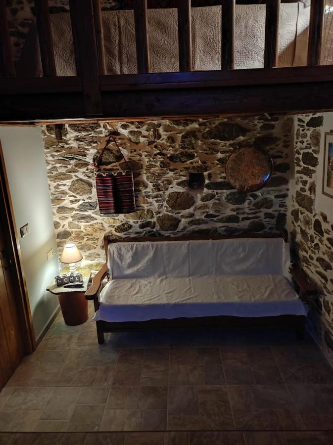 Πέτροκτιστο Σπίτι. Stone House Villa Karystos  Exterior photo