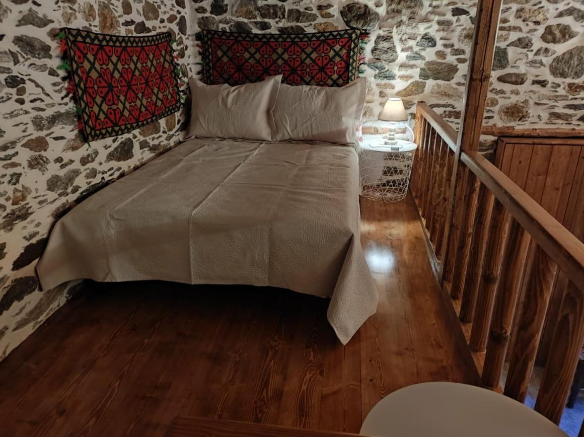 Πέτροκτιστο Σπίτι. Stone House Villa Karystos  Exterior photo